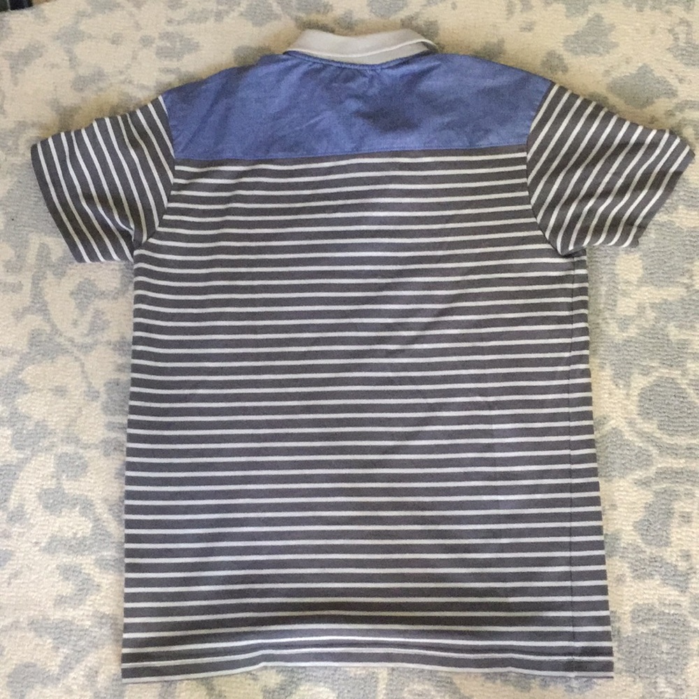 Shirt - Picture 3 of 4